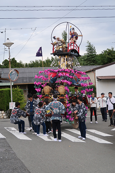 Children are responsible for the festival.